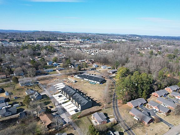 3rd image of 124 McNabb Dr Lot 5C