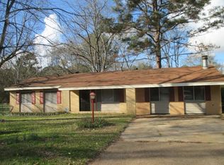 1074 Branch St, Jackson, MS 39212