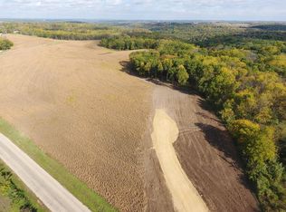 Berg Rd, Dodgeville, WI 53533