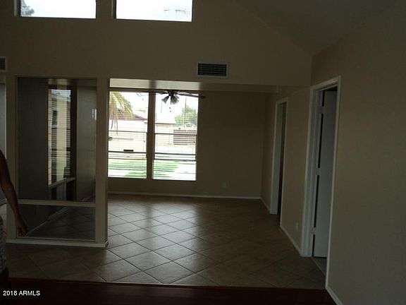 2nd image of 3501 W Vogel Ave