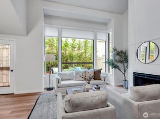 Red Oak Lane, Bellevue, WA 98004