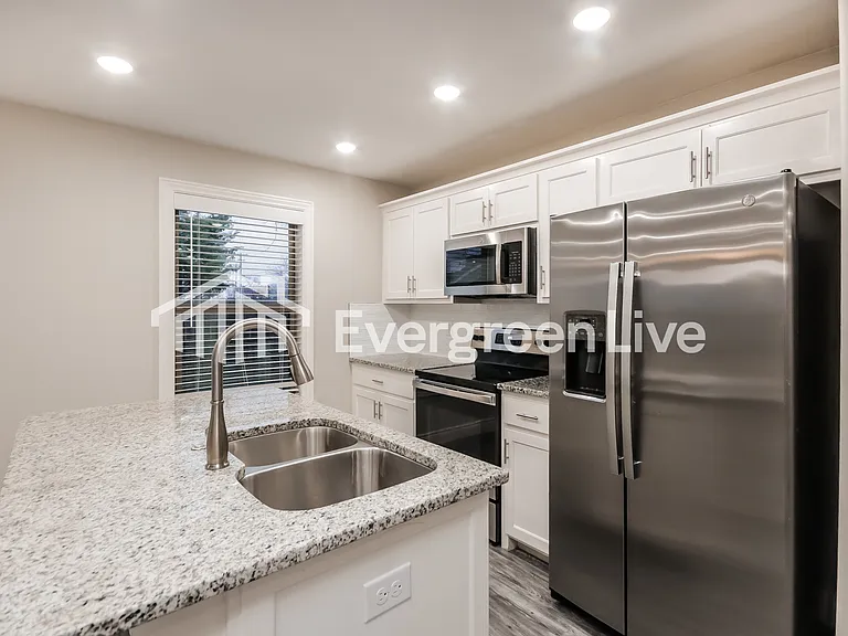 605 E Osage Trce — Photo 8