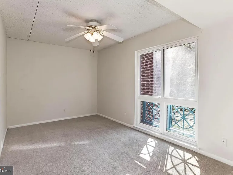 11841 Shire Ct #11 — Photo 22