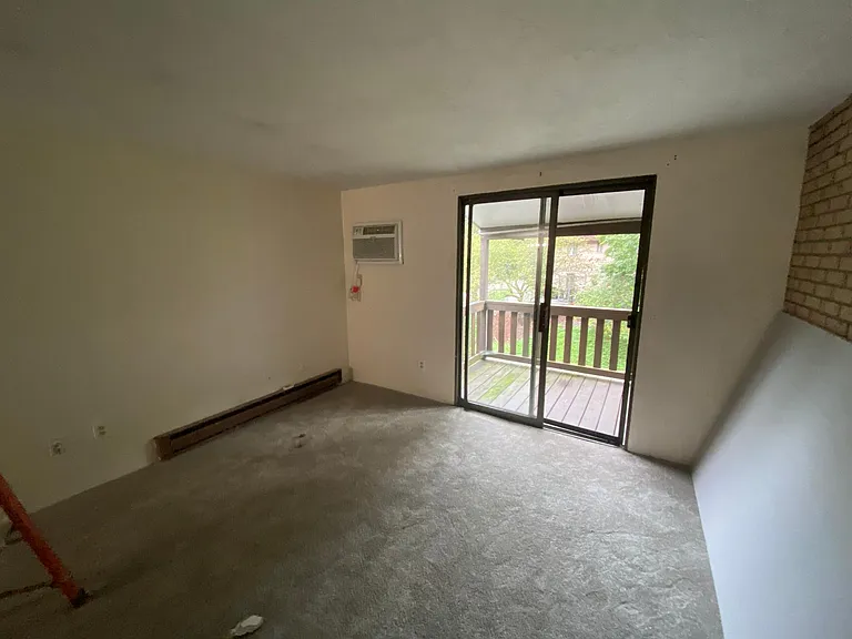 20 Erick Rd #20B — Photo 6