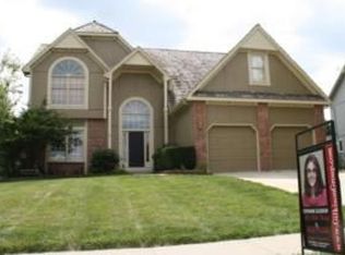 14362 S Blackfeather St, Olathe, KS 66062
