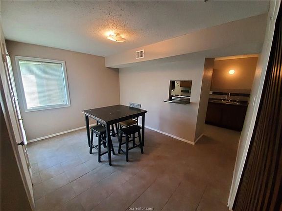 5th image of 4407 Carter Creek Pkwy APT 11