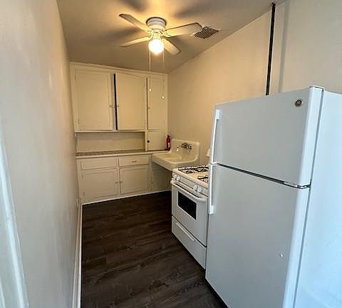3rd image of 47 Parsons Ave APT C