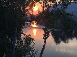 8825 High Banks Rd, Central Pt, OR 97502