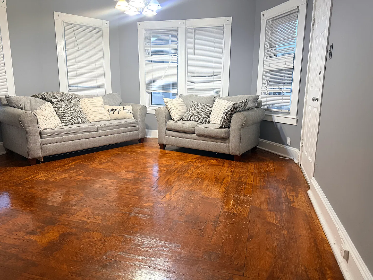 3 bed, $1,700 — Photo 2