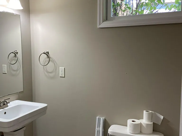 1725 NE Patterson Dr — Photo 24