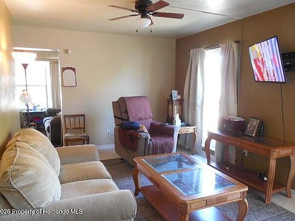 3rd image of 1204 Academy Ave