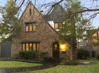 2235 Robinhood St, Houston, TX 77005