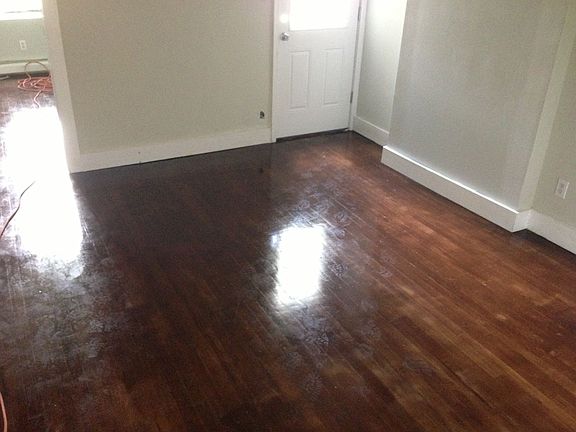 2nd image of 359 Sumpter St APT 3R