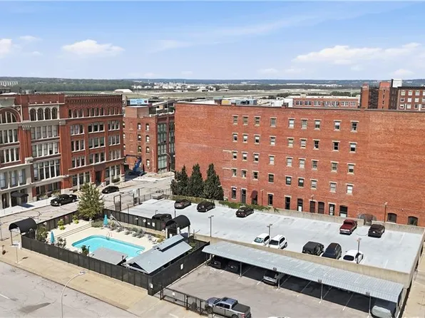 609 Central St APT 1306, Kansas City, MO 64105