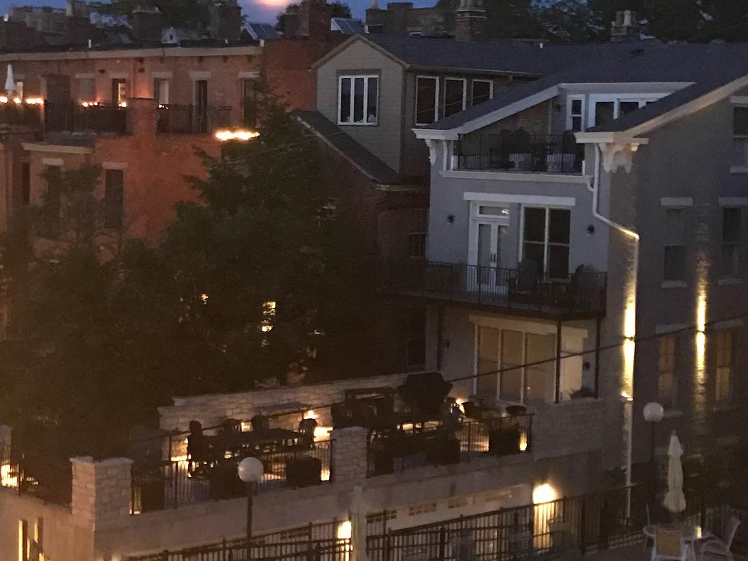 1 Riverside Pl — Photo 4