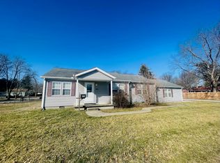 855 S 29th St, Terre Haute, IN 47803