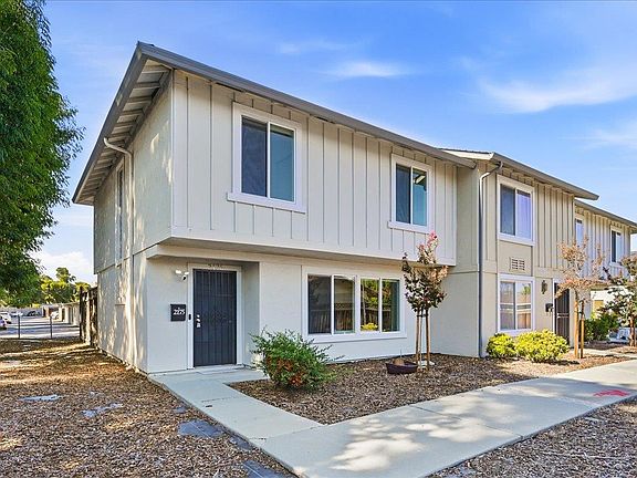 3rd image of 2175 Meadowgate Way
