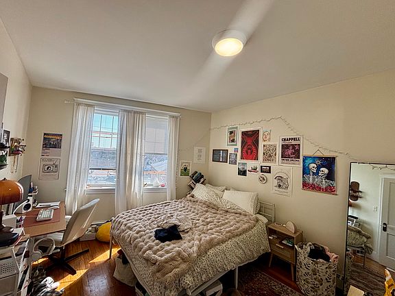 5th image of 220 Massachusetts Ave #8