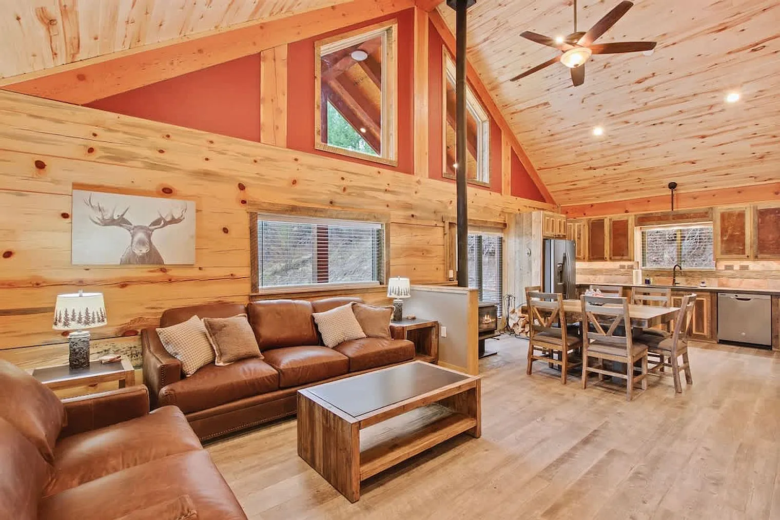 3 bed, 2.0 bath, $7,385 — Photo 1