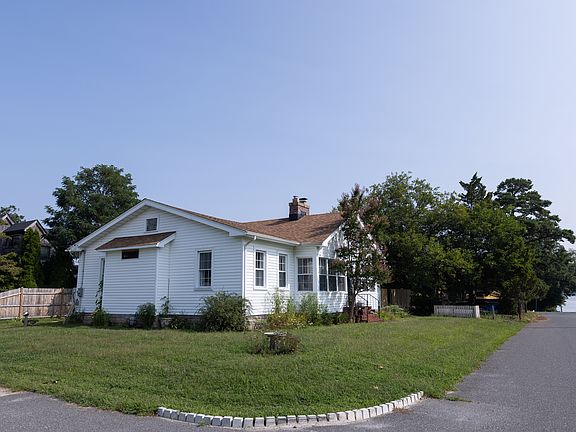 2nd image of 21 Larboard St