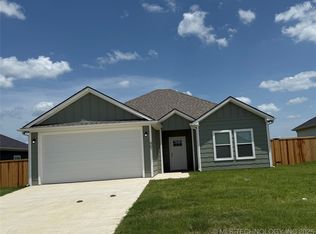 407 Worth Ave, Durant, OK 74701