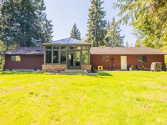 3rd image of 6919 126th Drive NE