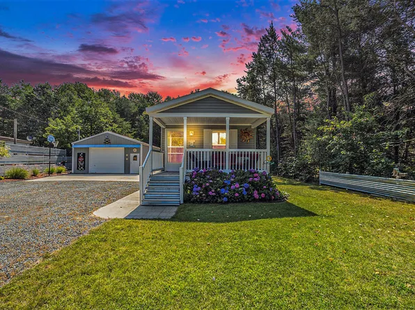 1878 N White Birch Dr, Mears, MI 49436