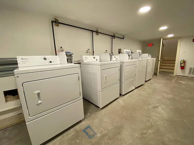 3 Edwin St #4 — Photo 10