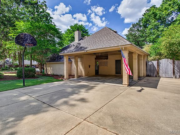 3rd image of 8131 Dogwood Ln