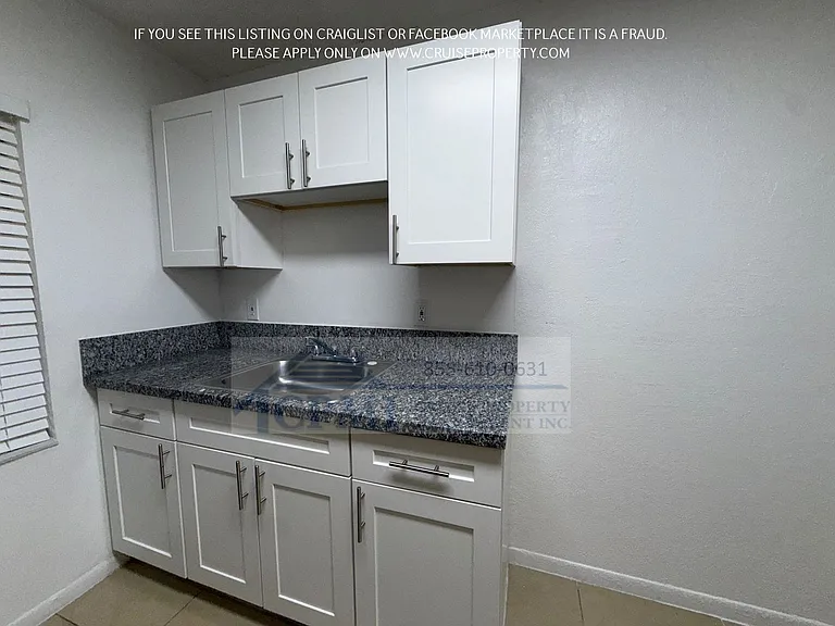 Riverside Manor/N'ice Apartments - 889 Riverside Drive, Ft. Lauderdale, FL 33312 — Photo 35