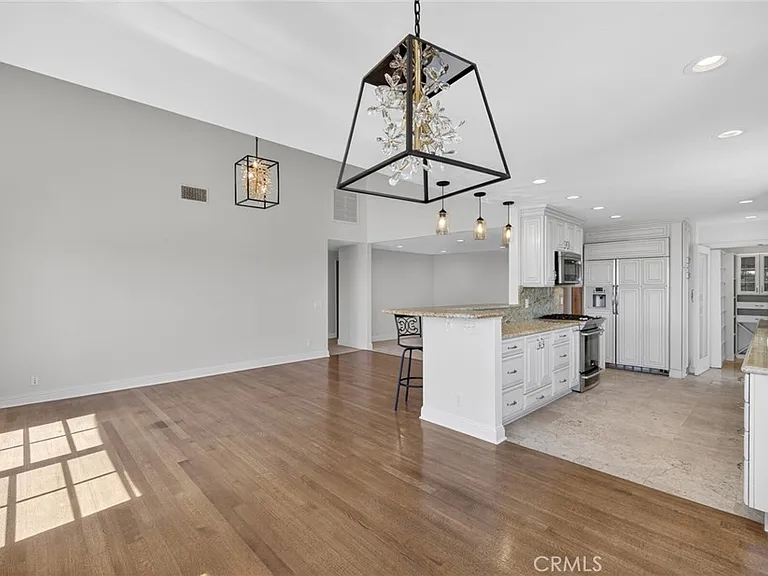 32201 Sea Island Dr — Photo 31