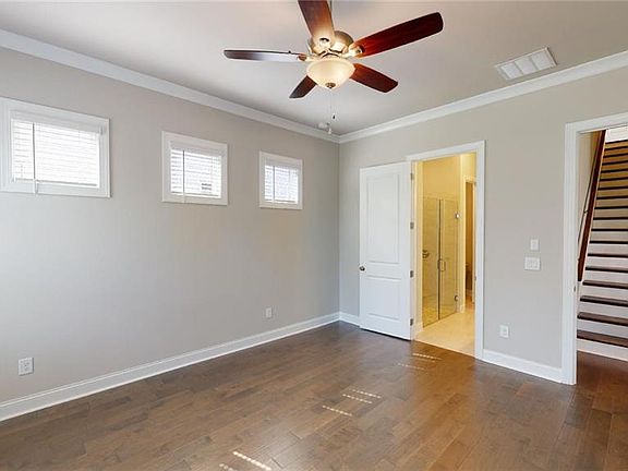 7th image of this home