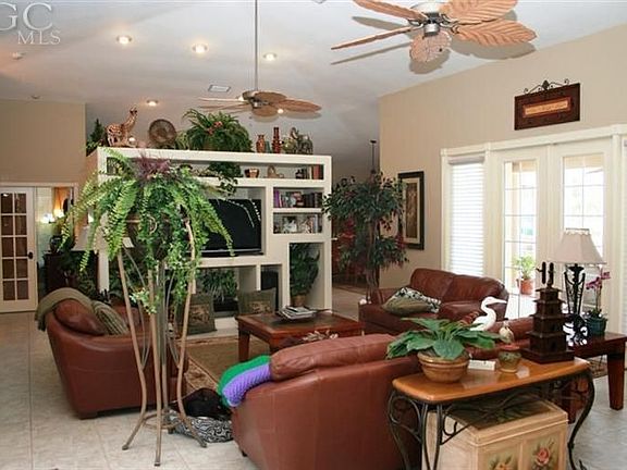 3rd image of 4110 SW 12th Pl