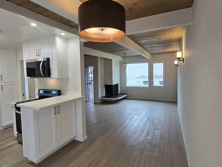 2688 Lake Ave #2690 — Photo 5