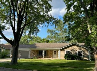 1805 Spring Brook Ave, Rockford, IL 61107