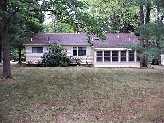 3rd image of 1796 Lake James Dr