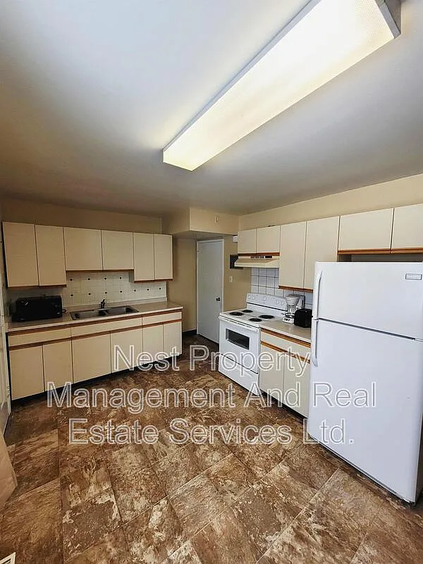 2 bed, 1.0 bath, $1,895 — Photo 1