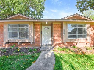 1510 Narcille St, Baytown, TX 77520