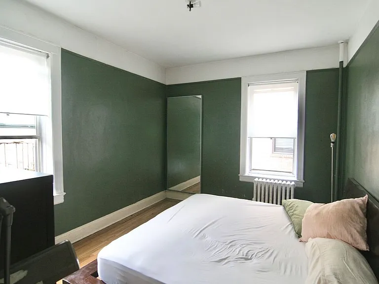 41-7 47th Ave #1D — Photo 4