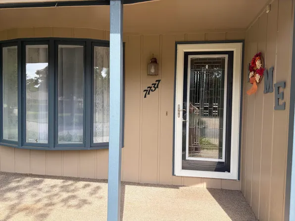 7737 Andrea Ln, Portage, MI 49024