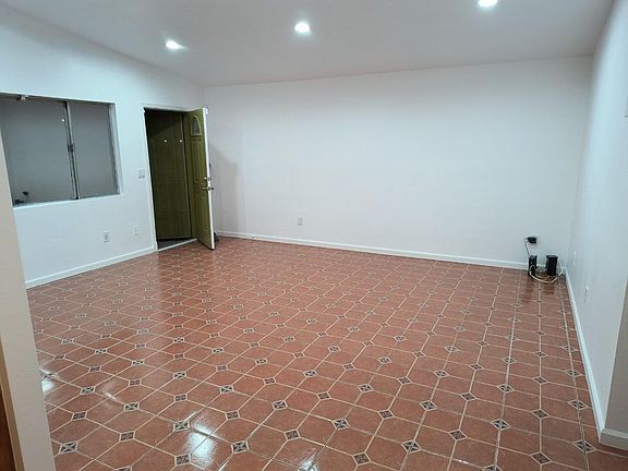 2nd image of 60220 Palm Oasis Ave