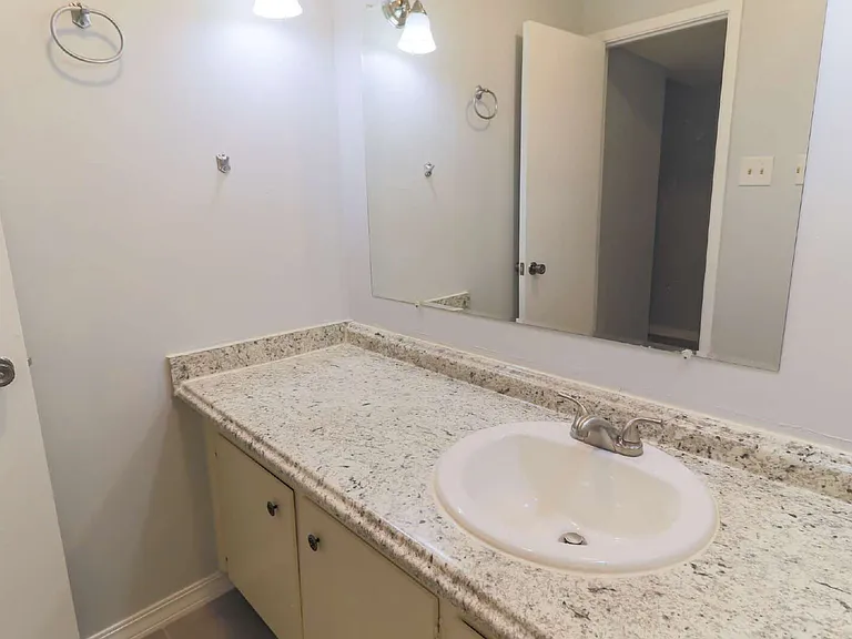 4800 N Stanton St #183 — Photo 12