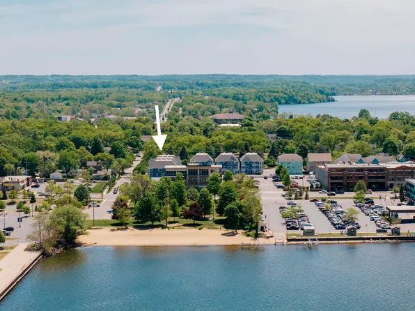 100 Hope St Suite 11, Traverse City, MI 49686