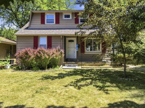 4858 N Iroquois AVENUE, Glendale, WI 53217