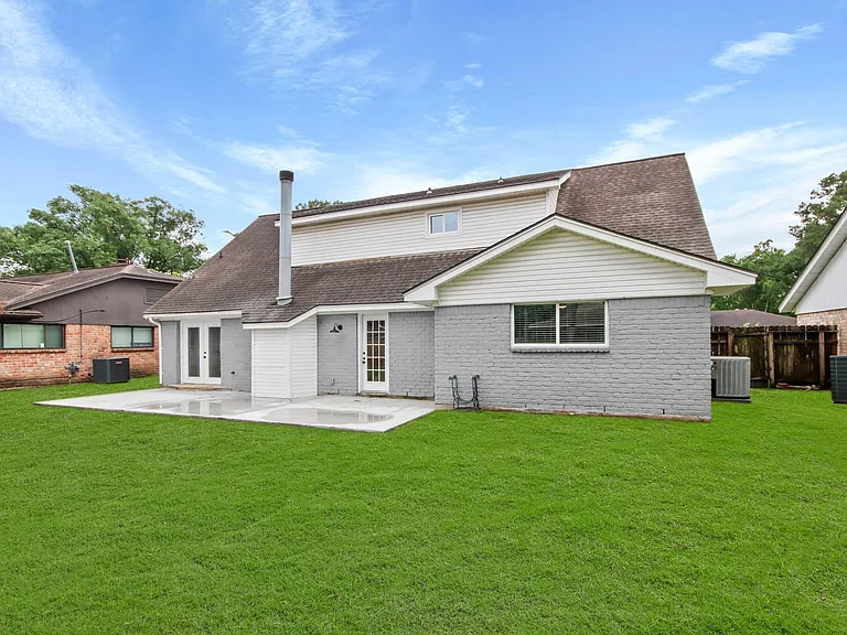 14527 Duncannon Dr — Photo 19