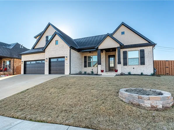 1611 Timberline Ave, Lowell, AR 72745