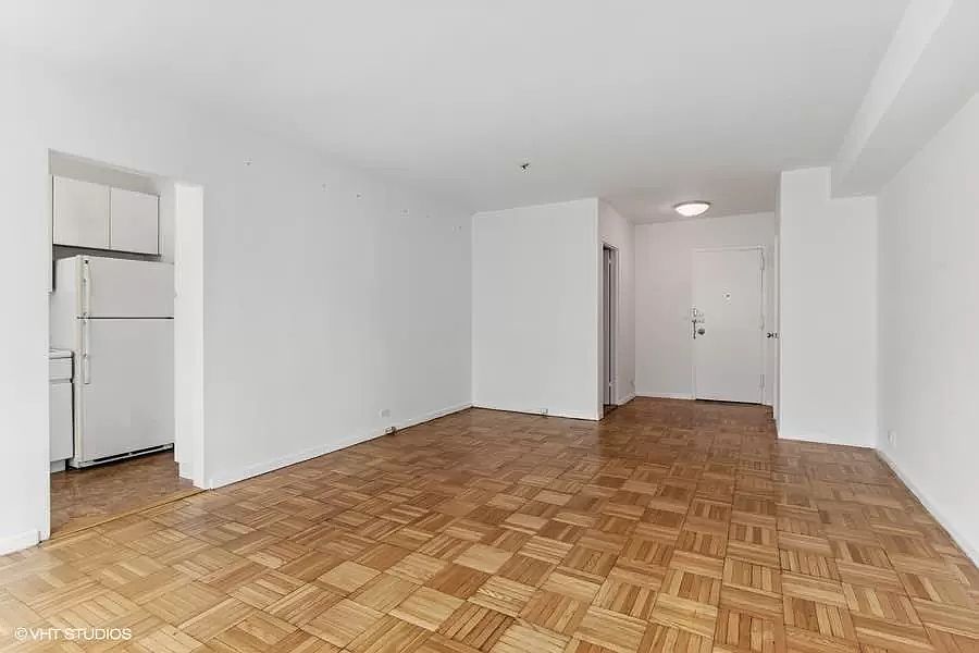 2nd image of 200 E 66th St APT E0504