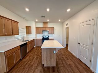 7230 E Peralta Way, Fresno, CA 93737