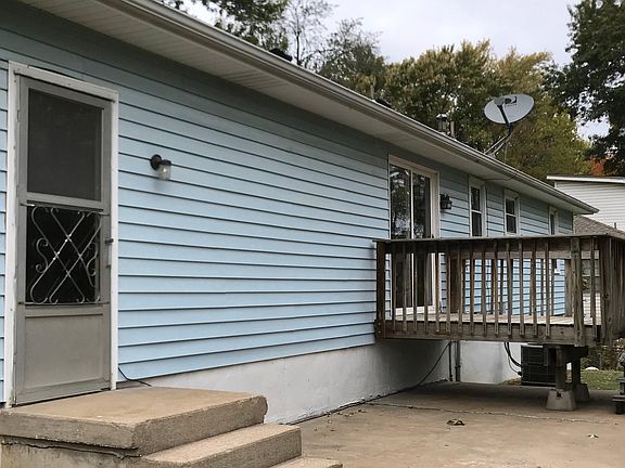 3rd image of 3921 S Milton Dr