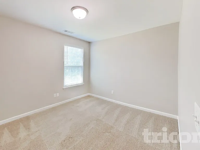 2902 Cherry Point Ln — Photo 12